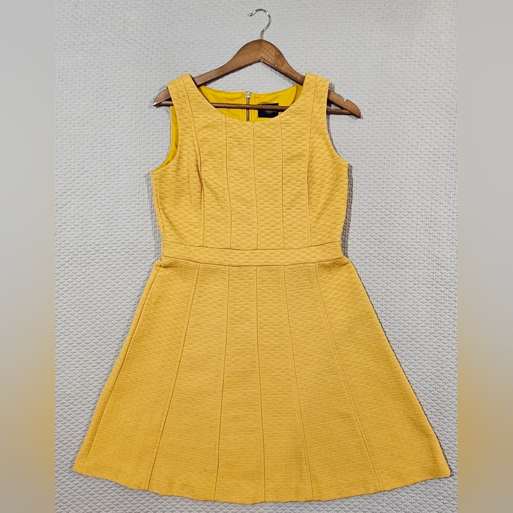Just...Taylor Yellow Sleeveless Dress